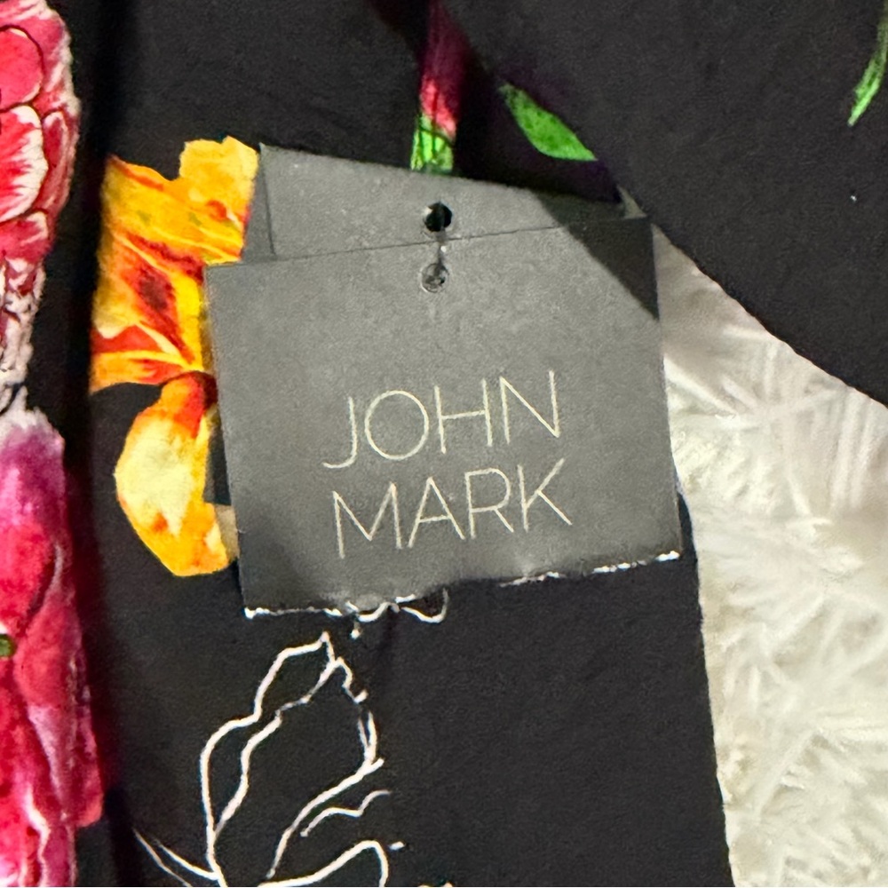 John Mark Womens Floral Button Front Tunic Top Size 1X Black Multicolor Vacation - Picture 5 of 12